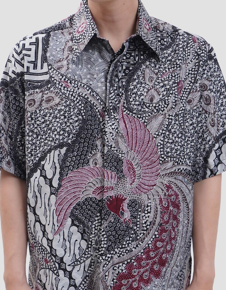 Arjuna Weda Hem Peksi Gandrung Parang Kemeja Batik Pria