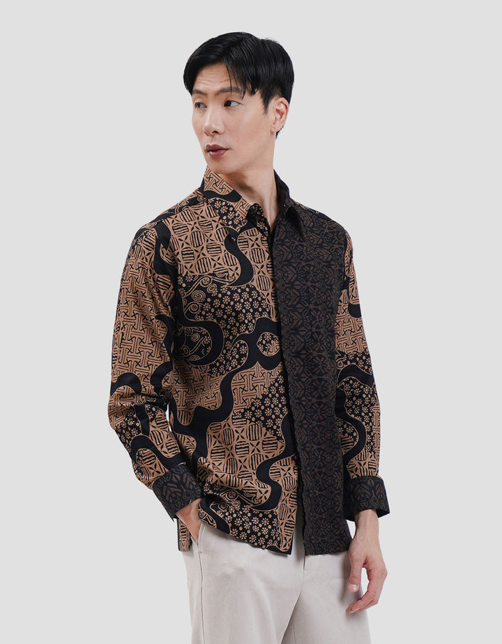 Arjuna Weda Tambal Kemeja Batik Pria