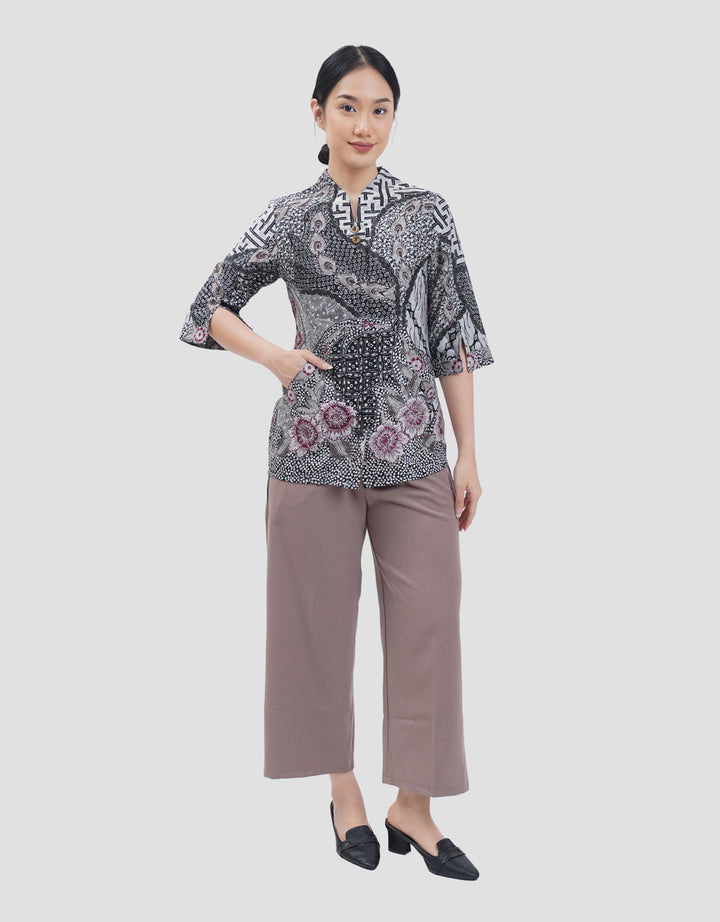 Arjuna Weda Peksi Gandrung Parang Blouse Batik Wanita