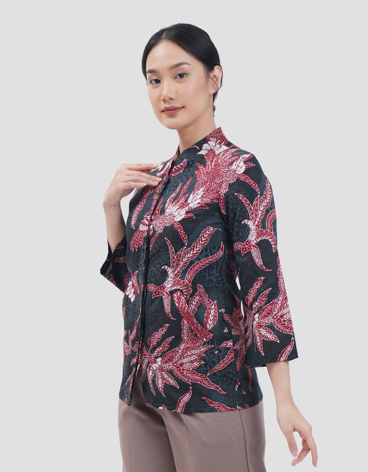 Arjuna Weda Peksi Jaladara Blouse Batik Wanita