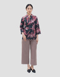 Arjuna Weda Peksi Jaladara Blouse Batik Wanita