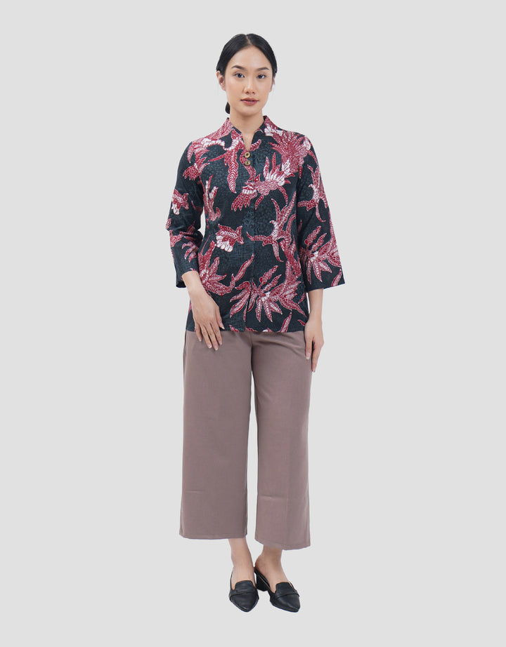 Arjuna Weda Peksi Jaladara Blouse Batik Wanita