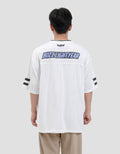 Disney  Os Varsity Buzz Lightyear 95 Performance Kaos Oversize Pria