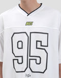 Disney  Os Varsity Buzz Lightyear 95 Performance Kaos Oversize Pria