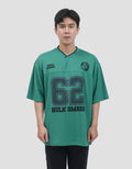 Marvel Varsity Hulk Smash 62 Performance Kaos Oversize Pria