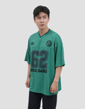 Marvel Varsity Hulk Smash 62 Performance Kaos Oversize Pria