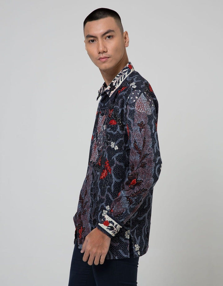 Arjuna Weda Kemeja Batik Gunungan Hati