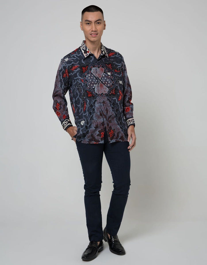 Arjuna Weda Kemeja Batik Gunungan Hati