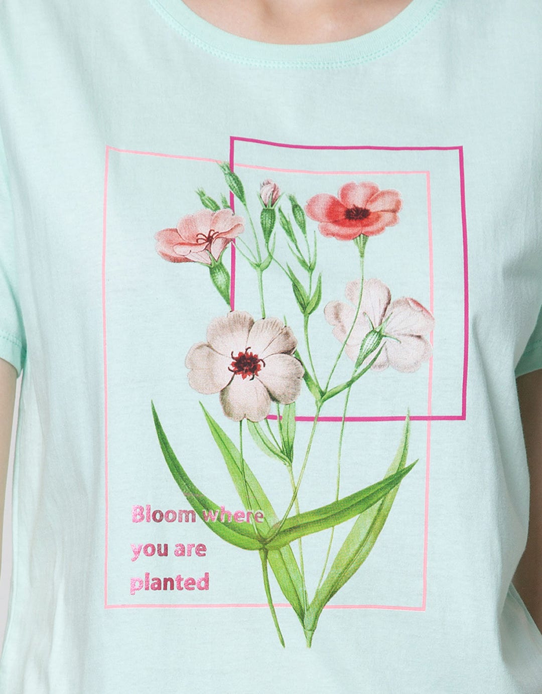 Details Short Sleeve T-Shirt Flower