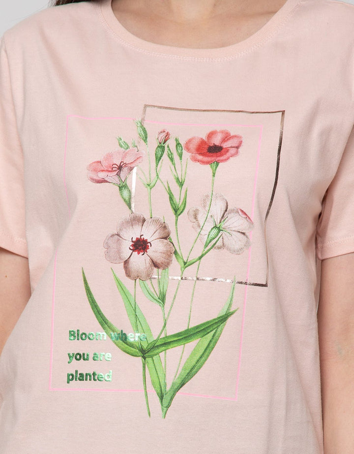 Details Short Sleeve T-Shirt Flower