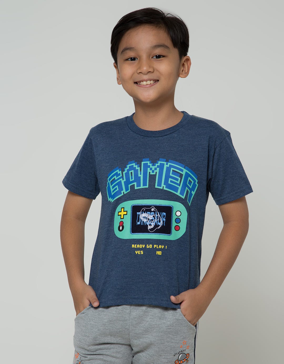 Little M Gampe Apli Boys' T-Shirt