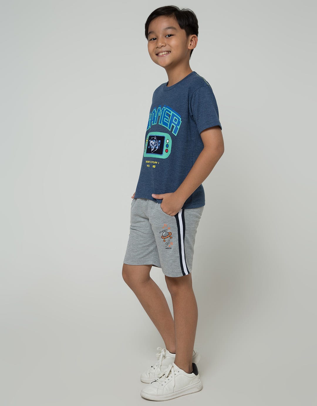 Little M Gampe Apli Boys' T-Shirt