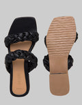 Details of Wrinkled Slipper Sandals