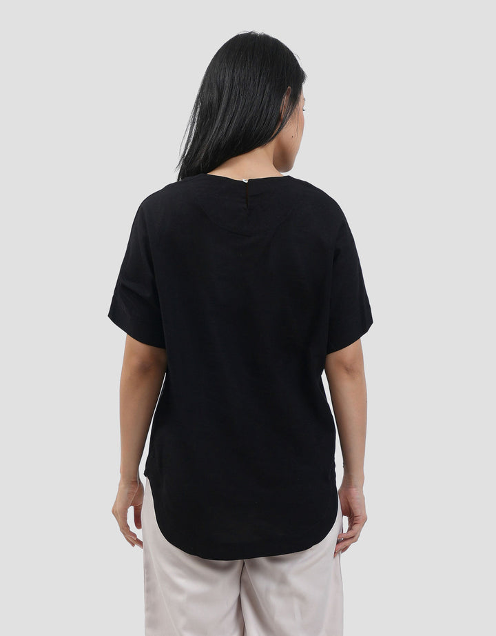 Connexion Look Blouse W/ Front Pleat Blouse Wanita