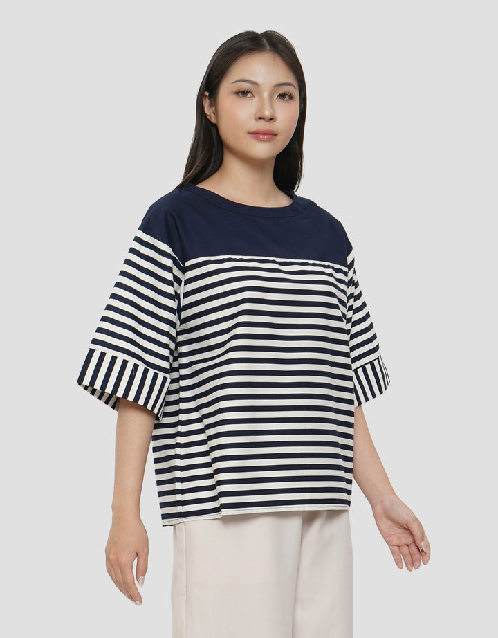 CONNEXION SHOULDER BUTTONS BLOUSE WANITA