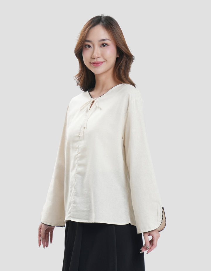 Connexion Lock Scalops Embro Blouse Wanita