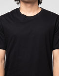 Cardinal Casual Kaos Basic Pria