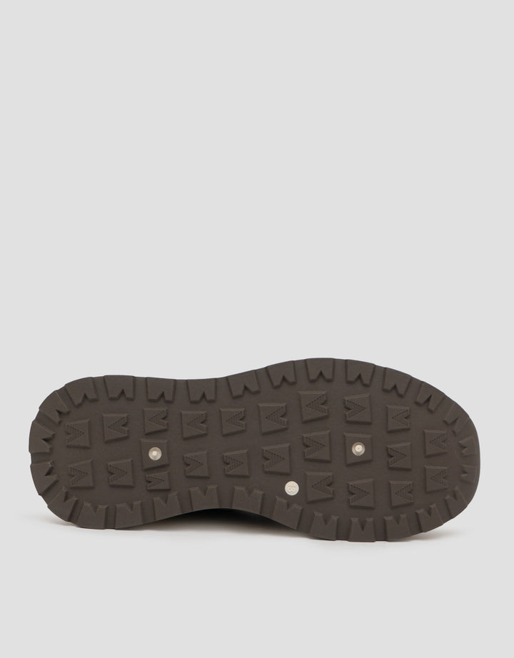YONGKI KOMALADI SEPATU SNEAKERS S1-MECA216-26 PRIA