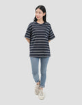Nevada Stripe Kaos Oversize Wanita