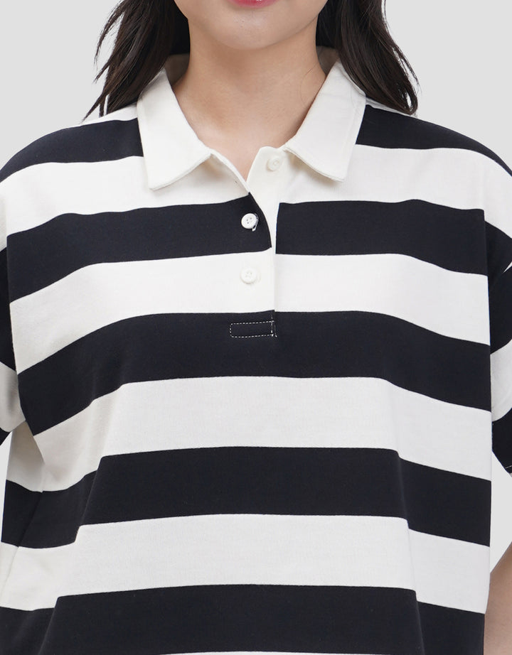 Nevada Boxy Stripe Kaos Kerah Wanita