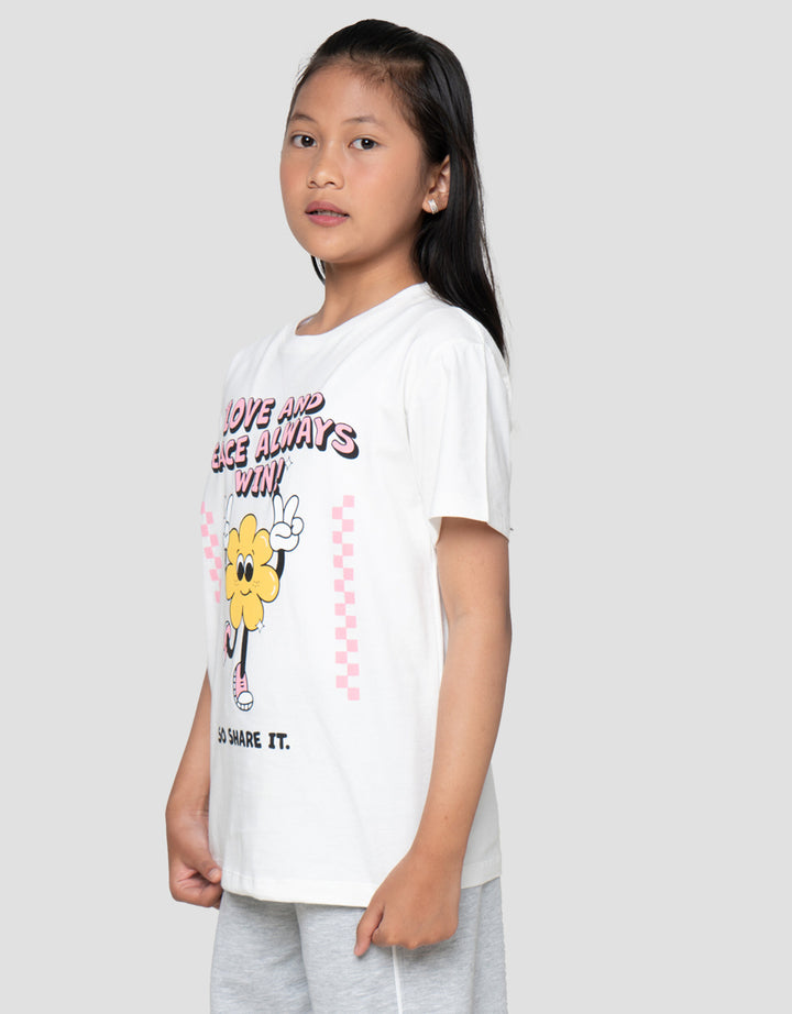 Nevada  Sablon Quote Love and Peace Kaos Anak Perempuan
