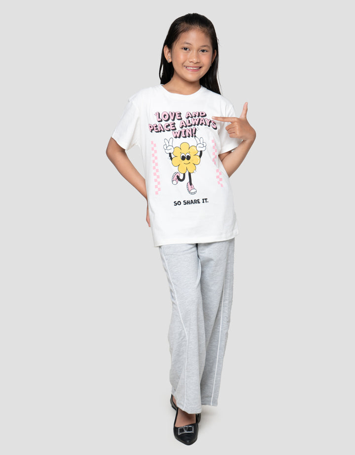 Nevada  Sablon Quote Love and Peace Kaos Anak Perempuan
