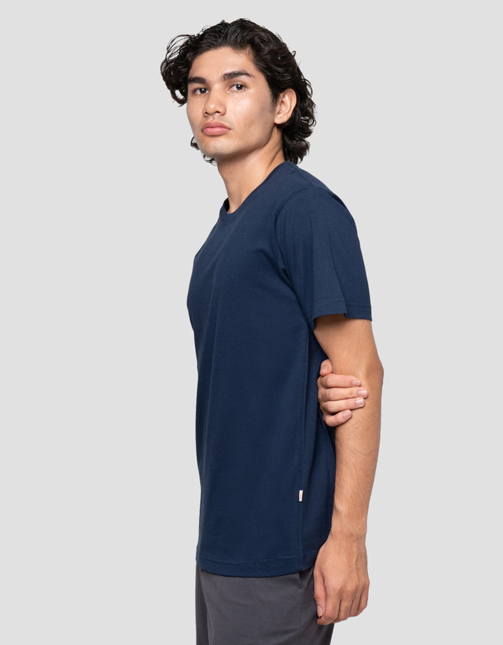 Cardinal Casual Kaos Basic Pria