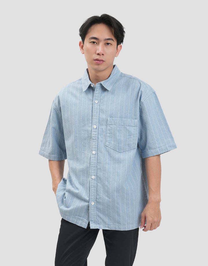 Nevada Stripe Texture Reg Collar - Boxy Fit Kemeja Pria