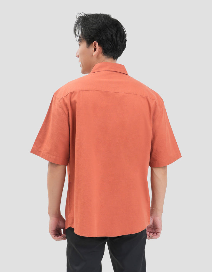 Nevada Basic Solid Slub Reg Collar - Reg Fit Kemeja Pria