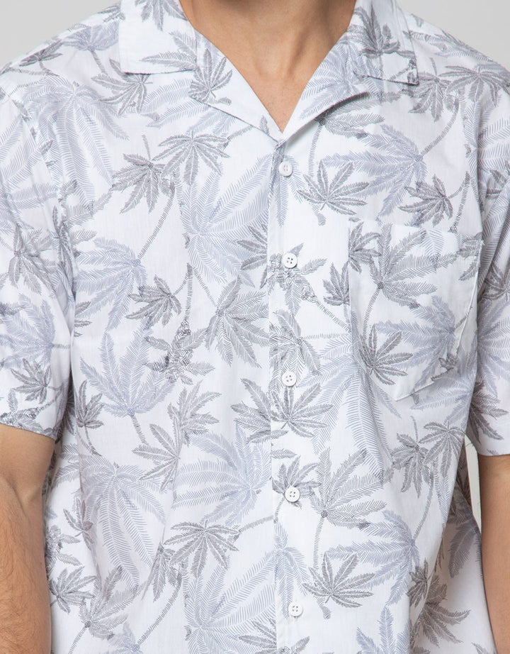 Cole Short Sleeve Shirt Print Camp Collar Nature
