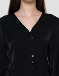 Connexion Viscosa Slim Fit Blouse V Neck Wanita