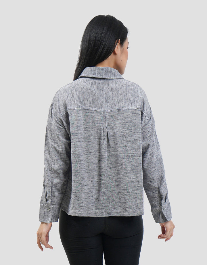 Connexion Cropped Yarndyed With Double Pocket Kemeja Wanita
