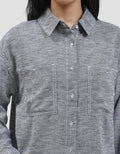 Connexion Cropped Yarndyed With Double Pocket Kemeja Wanita
