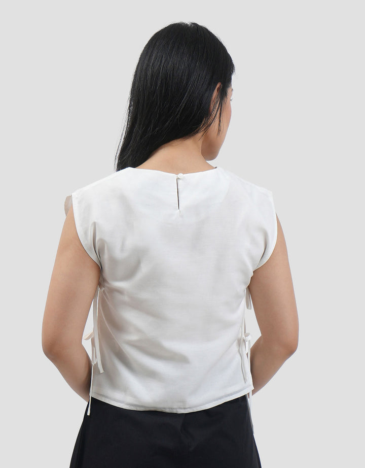 Connexion Eyelet With Side Knot Reg Fit Cropped Blouse Wanita