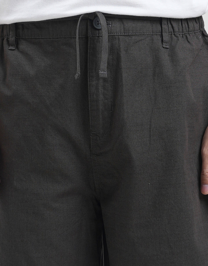 Nevada Basic Bermuda Linen Texture Celana Pendek Pria
