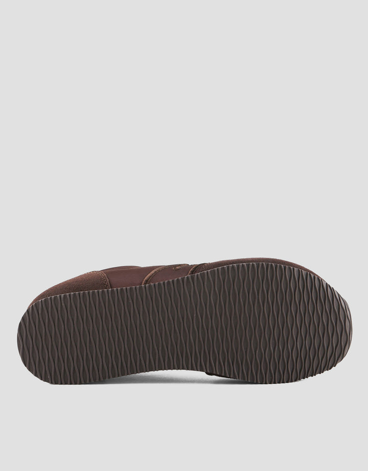 Jackson Official Yogi Sepatu Sneakers 1Jg Pria
