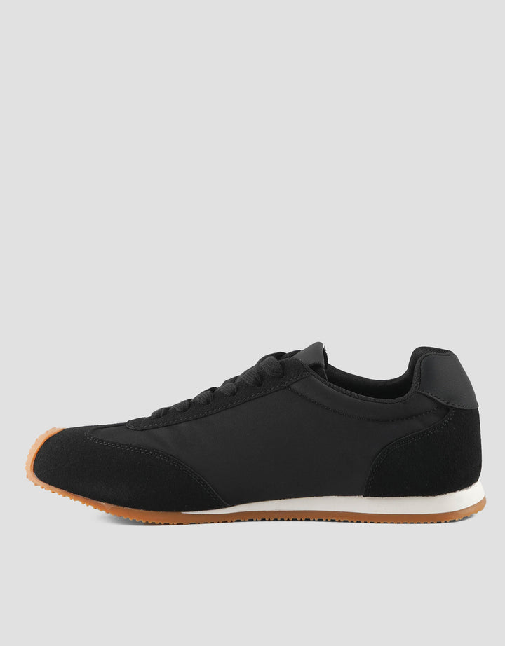 Jackson Official Yogi Sepatu Sneakers 1Jg Pria