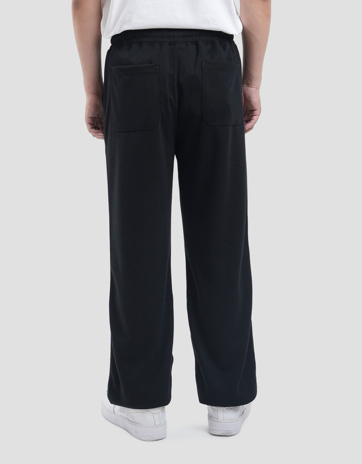 Nevada Loose Fit With Adjuster On Bottom Hem Double Knit Celana Jogger Pria