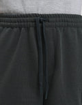 Nevada Length Two Pocket Texture Celana Kargo Pria