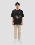 Suko Graphic Two Hand Kaos Oversize Pria
