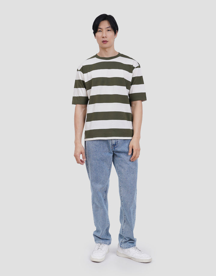 Suko Rugby Stripe Graphic Print Kerah Bulat Lengan Pendek Kaos Oversize Pria