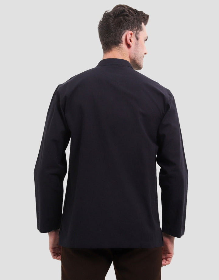 Intresse Tarangini Hitam Lengan Panjang Baju Koko Pria