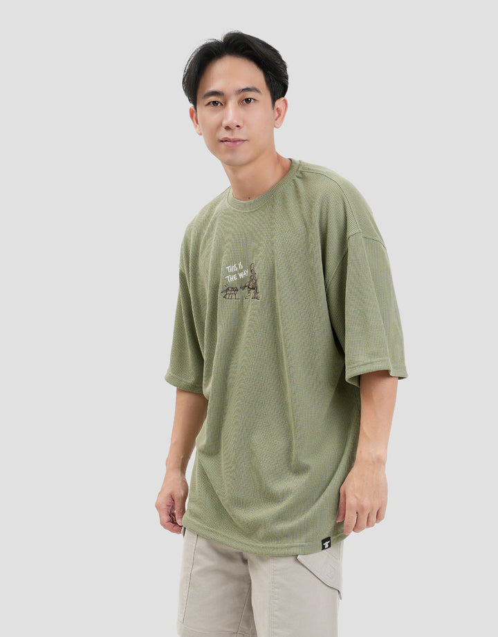Star Wars Texture Mando And Grogu Print Kaos Oversize Pria