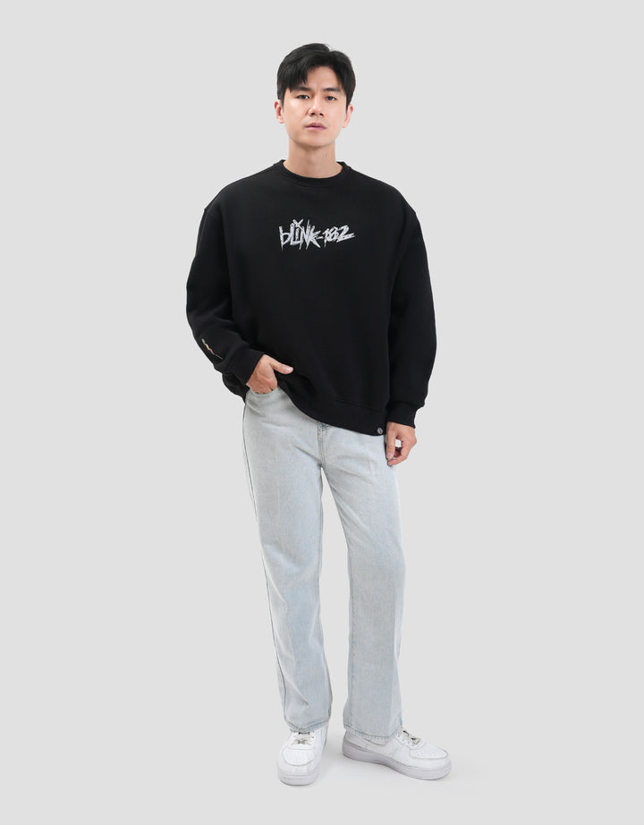 Nevada Universal Music Blink 182 Boxy Fit Sweater Pria