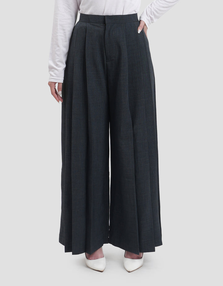 Annisa Tuck Wide Celana Wanita