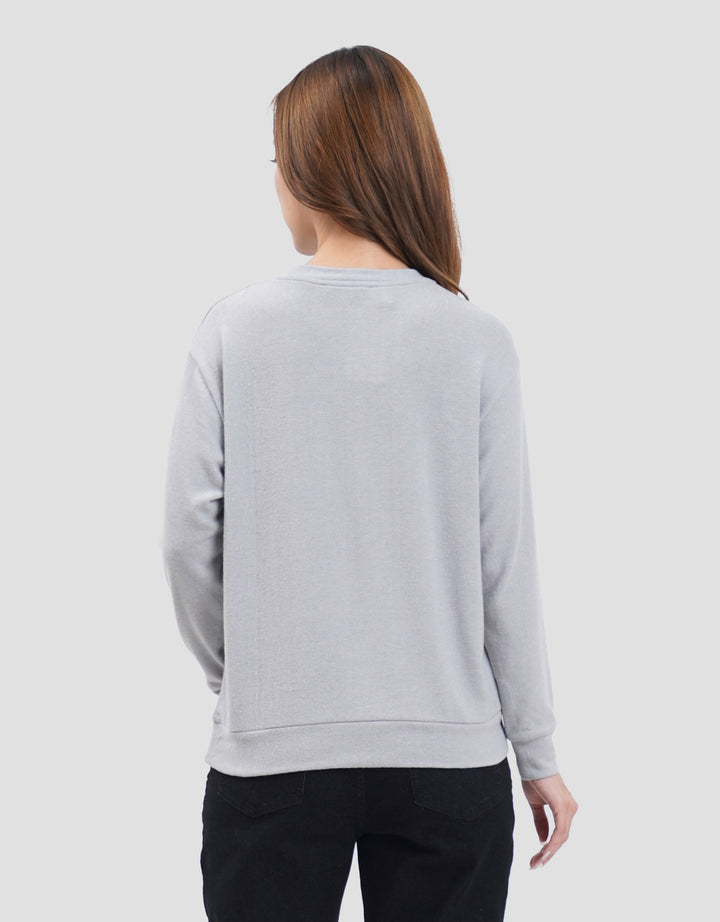 Connexion Fleece Ban Kaos Wanita