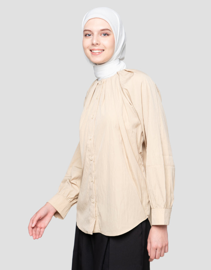 Annisa Round Neck Tuck Kemeja Wanita