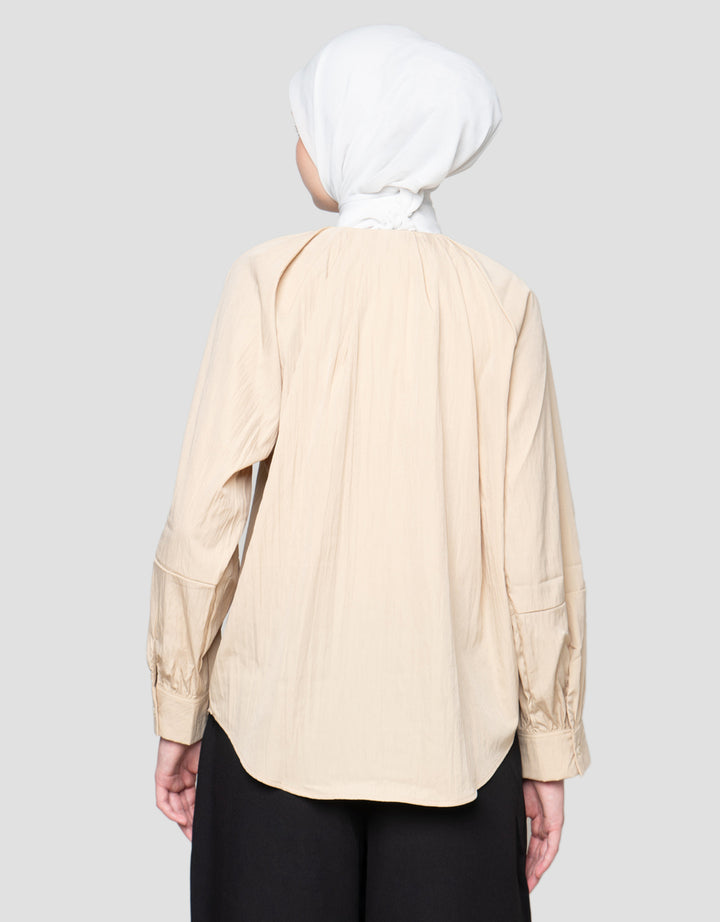 Annisa Round Neck Tuck Kemeja Wanita