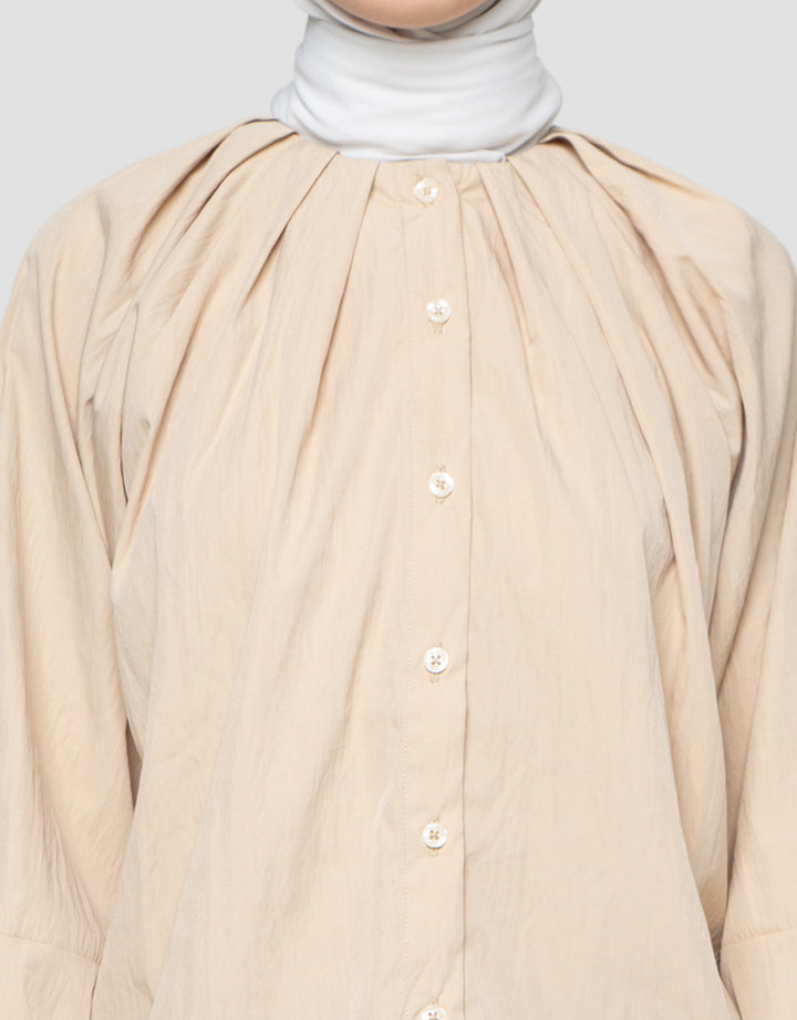 Annisa Round Neck Tuck Kemeja Wanita