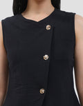Connexion Sleeveless Look Fitted Blouse Wanita